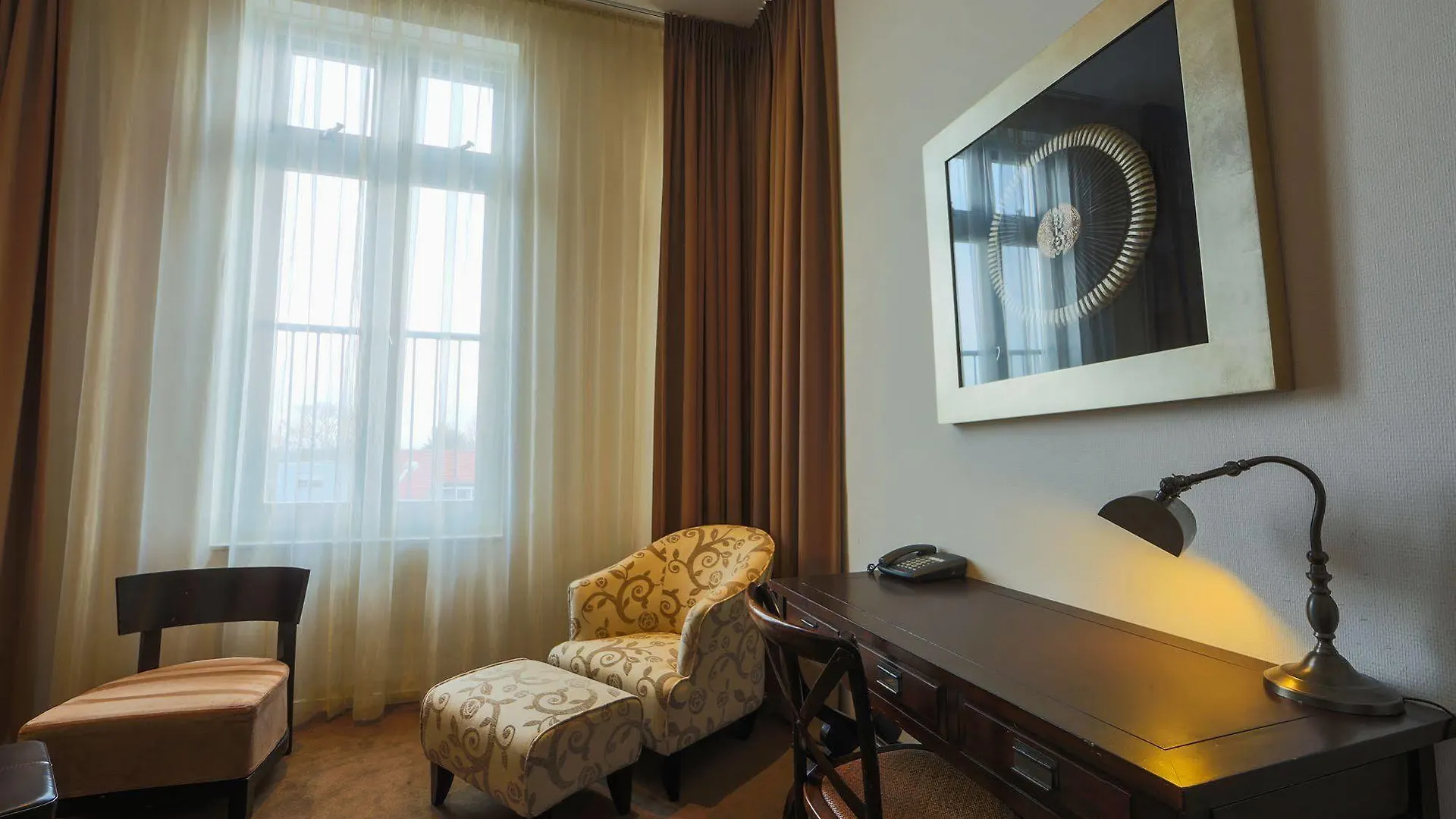 Hotel Chariot Aalsmeer 4*,  Hollandia
